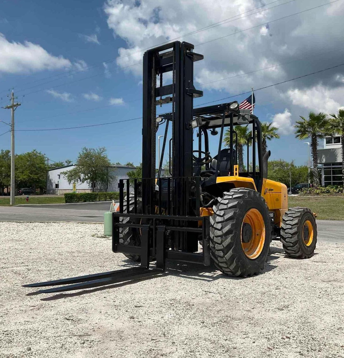 2018' JCB 930, 6,000# Rough Terrain Forklift, Diesel, 3 Stage Mast