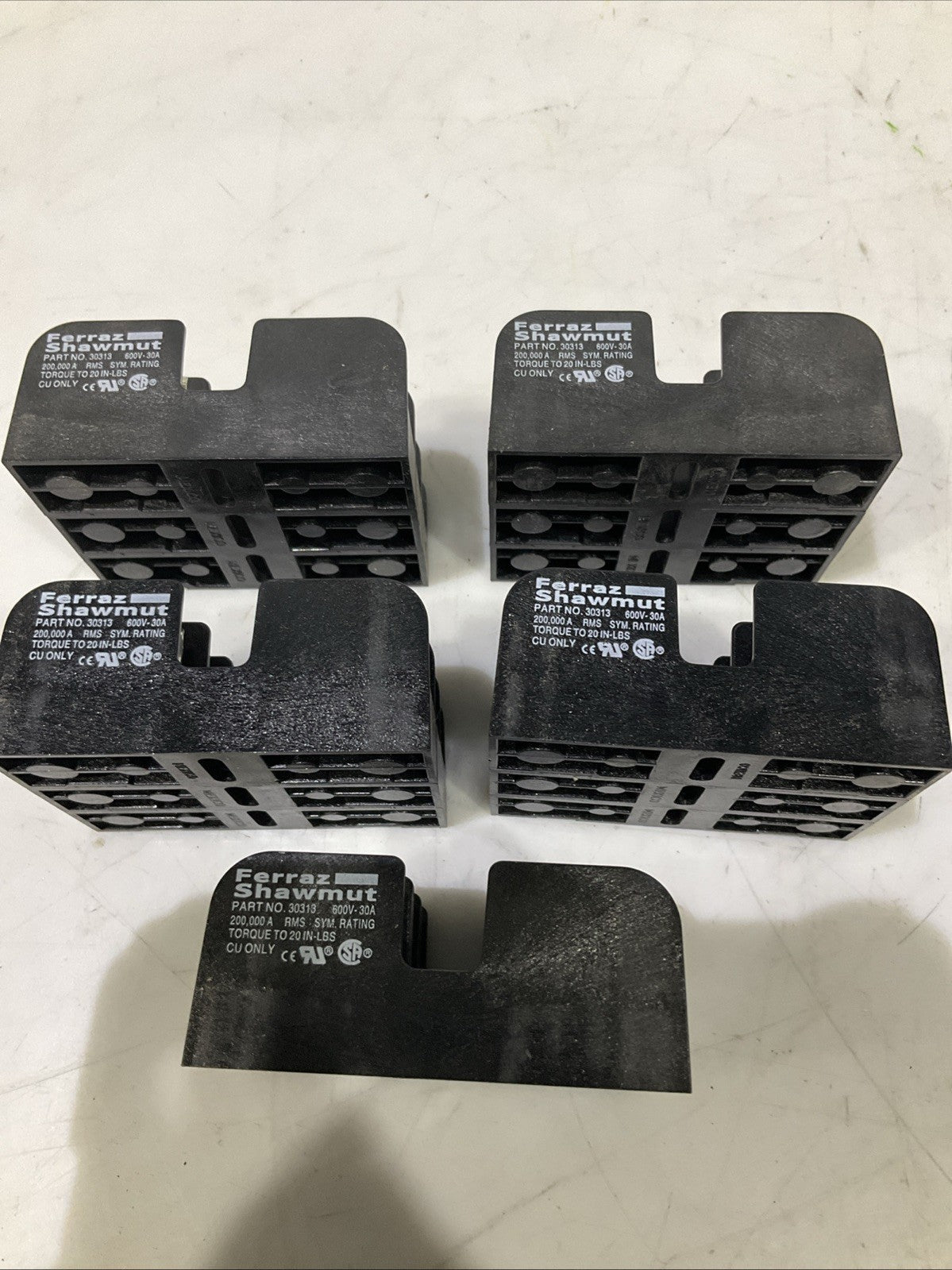 MERSEN FERRAZ SHAWMUT 30313 FUSE BLOCK 600V 30A LOT OF 5  373