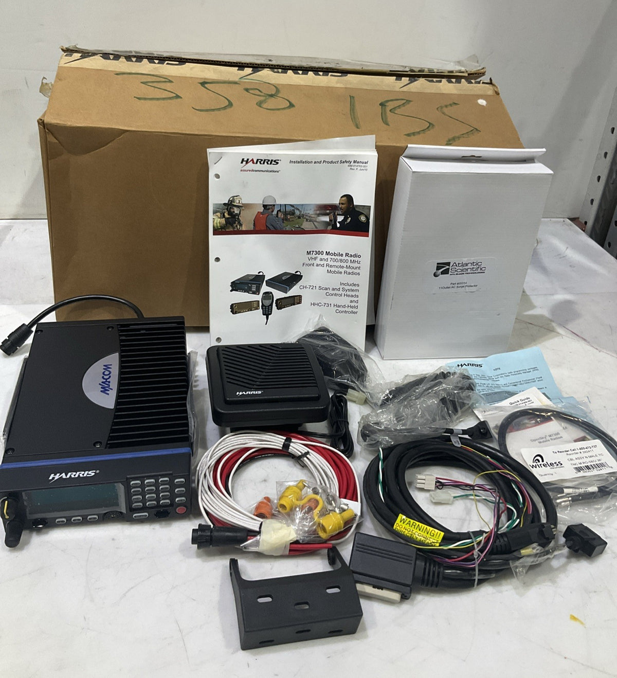 HARRIS M7300  MOBILE RADIO  VHF / 700-800MHZ FRONT AND  REMOTE MOUNT RADIO  B9S
