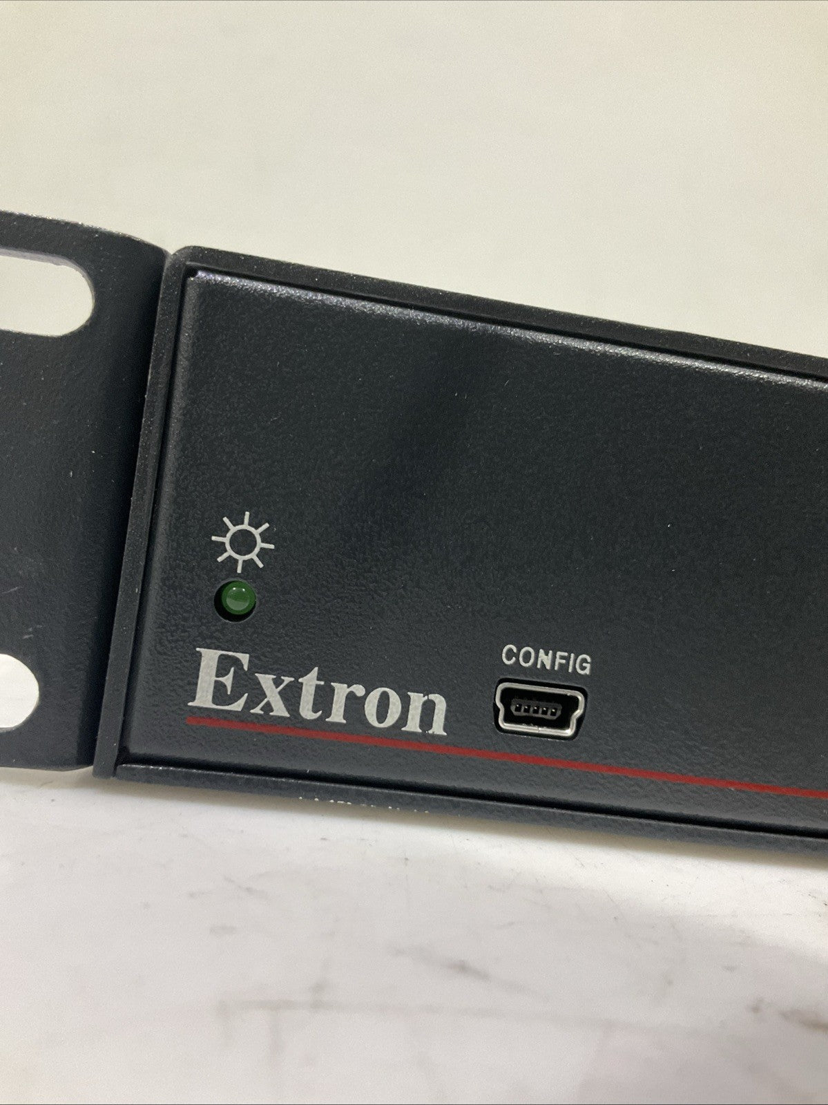 EXTRON  DTP HD DA4  DISTRIBUTION  AMPLIFIER  B9S