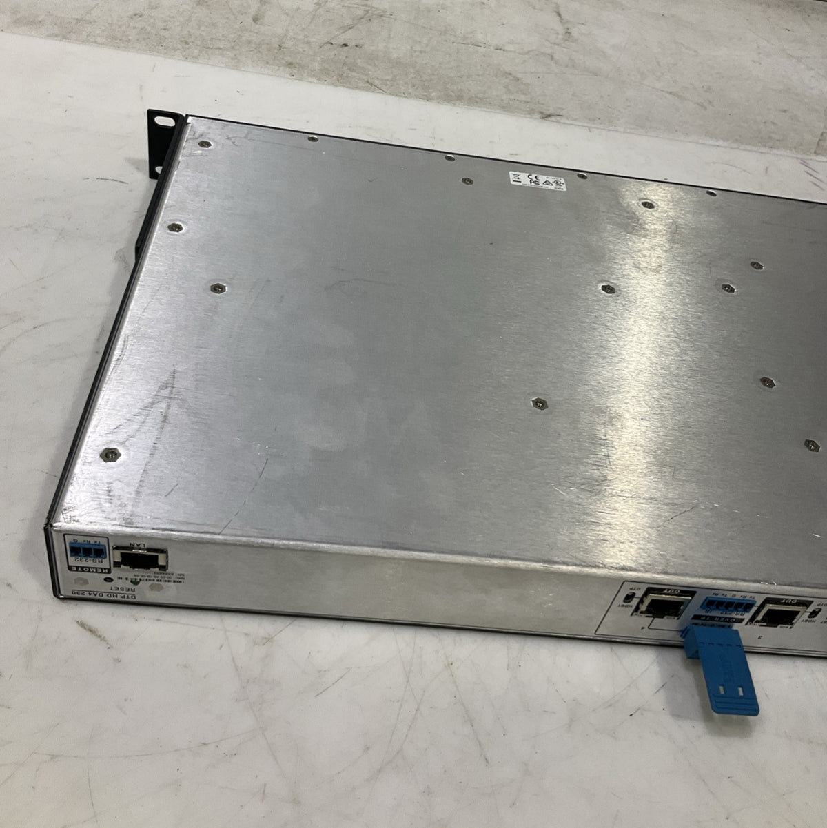 EXTRON  DTP HD DA4  DISTRIBUTION  AMPLIFIER  B9S
