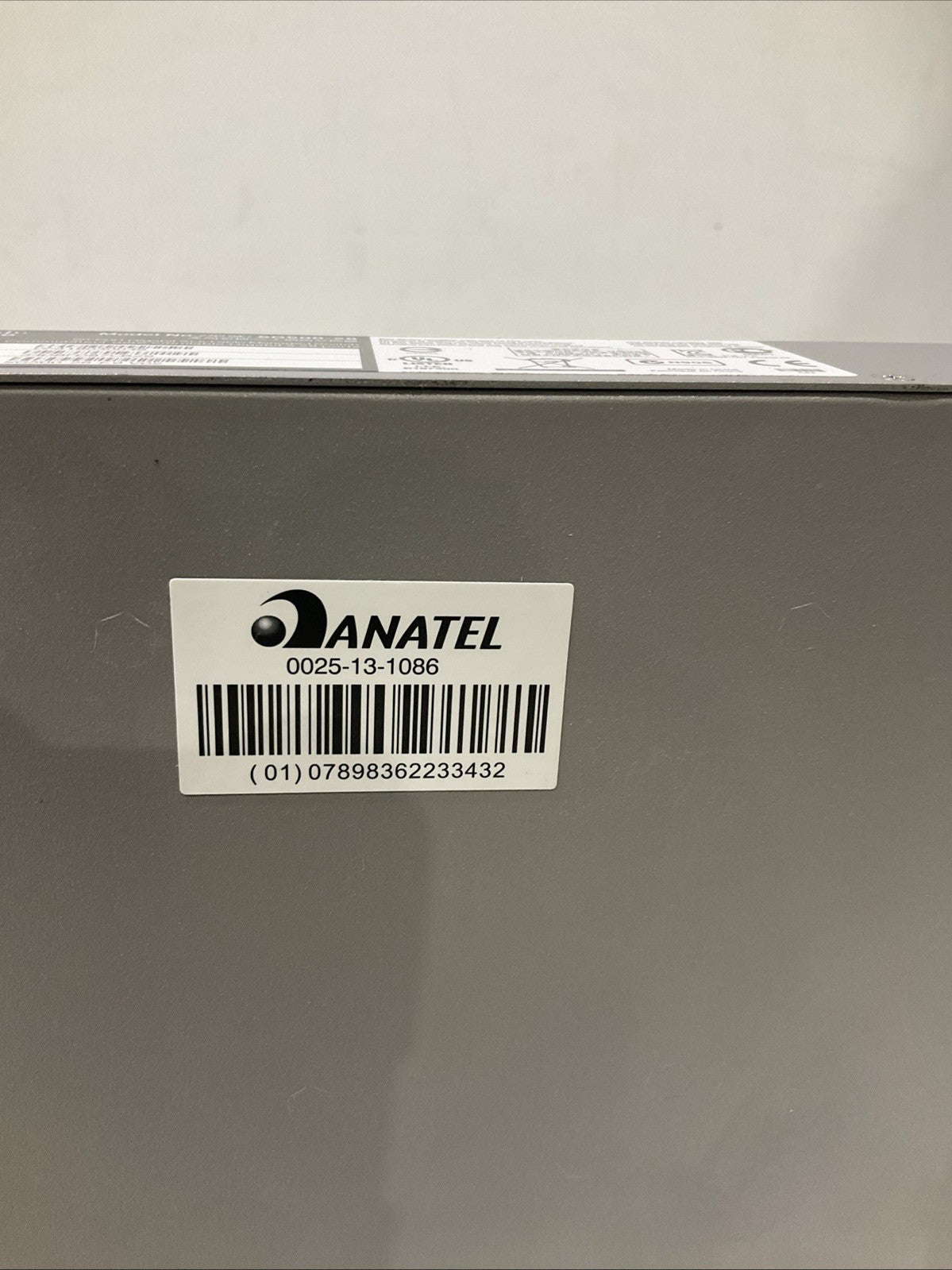 CISCO  SG500-28   28-PORT GIGABIT  STACKABLE MANAGED  SWITCH  B9S