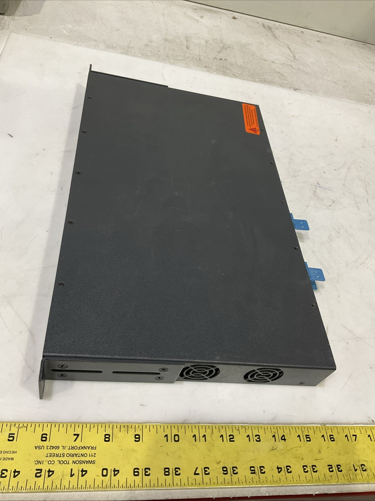 EXTRON  DTP HD DA4  DISTRIBUTION  AMPLIFIER  B9S