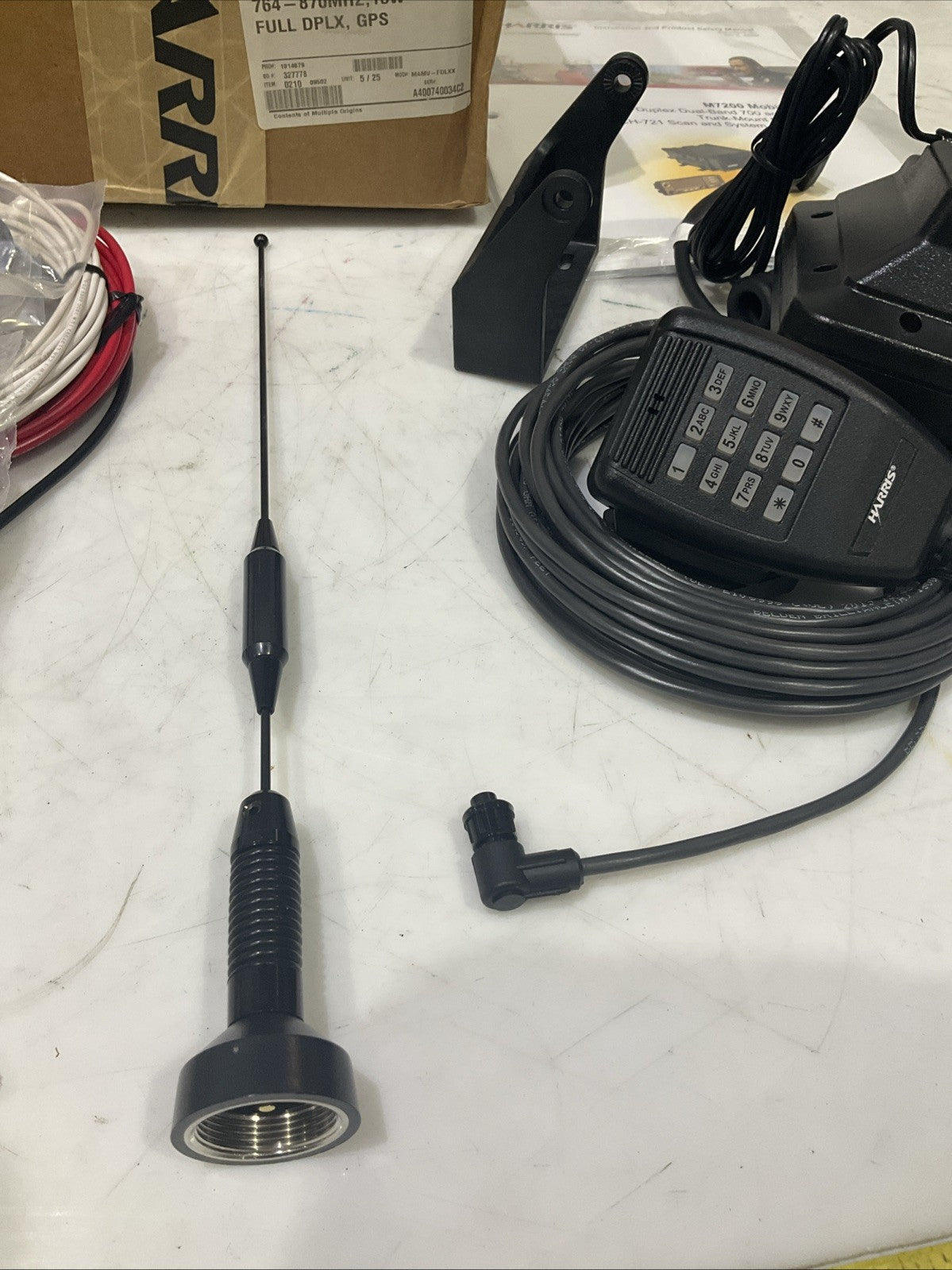 MACOM  M7200 REMOTE MOUNT FULL-DUPLEX RADIO W/GPS  700/800 MHZ  B9S