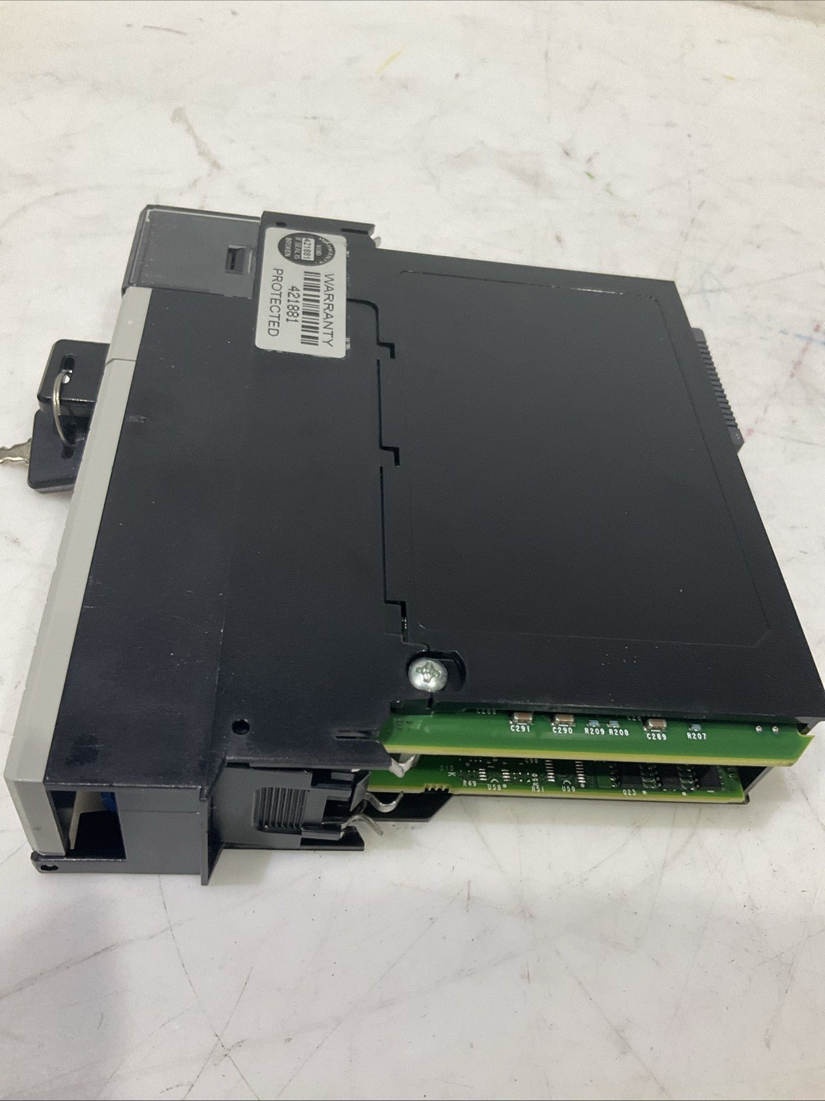 ALLEN-BRADLEY   1756-L61 CONTROLLER LOGIX 2MB MEMORY  CONTROLLER  B9S