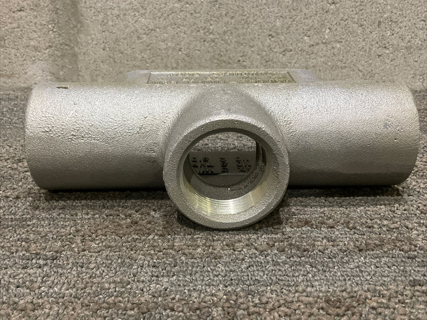 EATON CROUSE-HINDS TB47 CONDULET BODY 1 1/4” 678