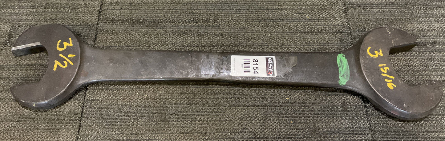 VINTAGE HUGE WILLIAMS OPEN ENDED WRENCH 58 3 1/2" X 3-15/16