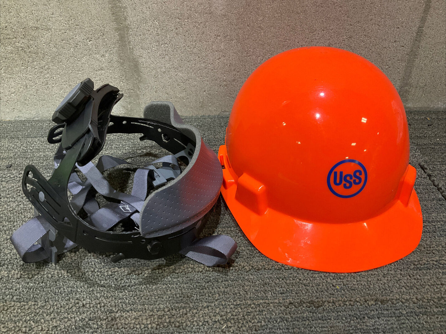 MSA TYPE I PROTECTIVE HELMET ORANGE ADJUSTABLE SMOOTH DOME 222 LOT OF 4