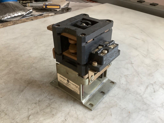 GE IC4482 CTRA701BA404A1 CONTACTOR 333