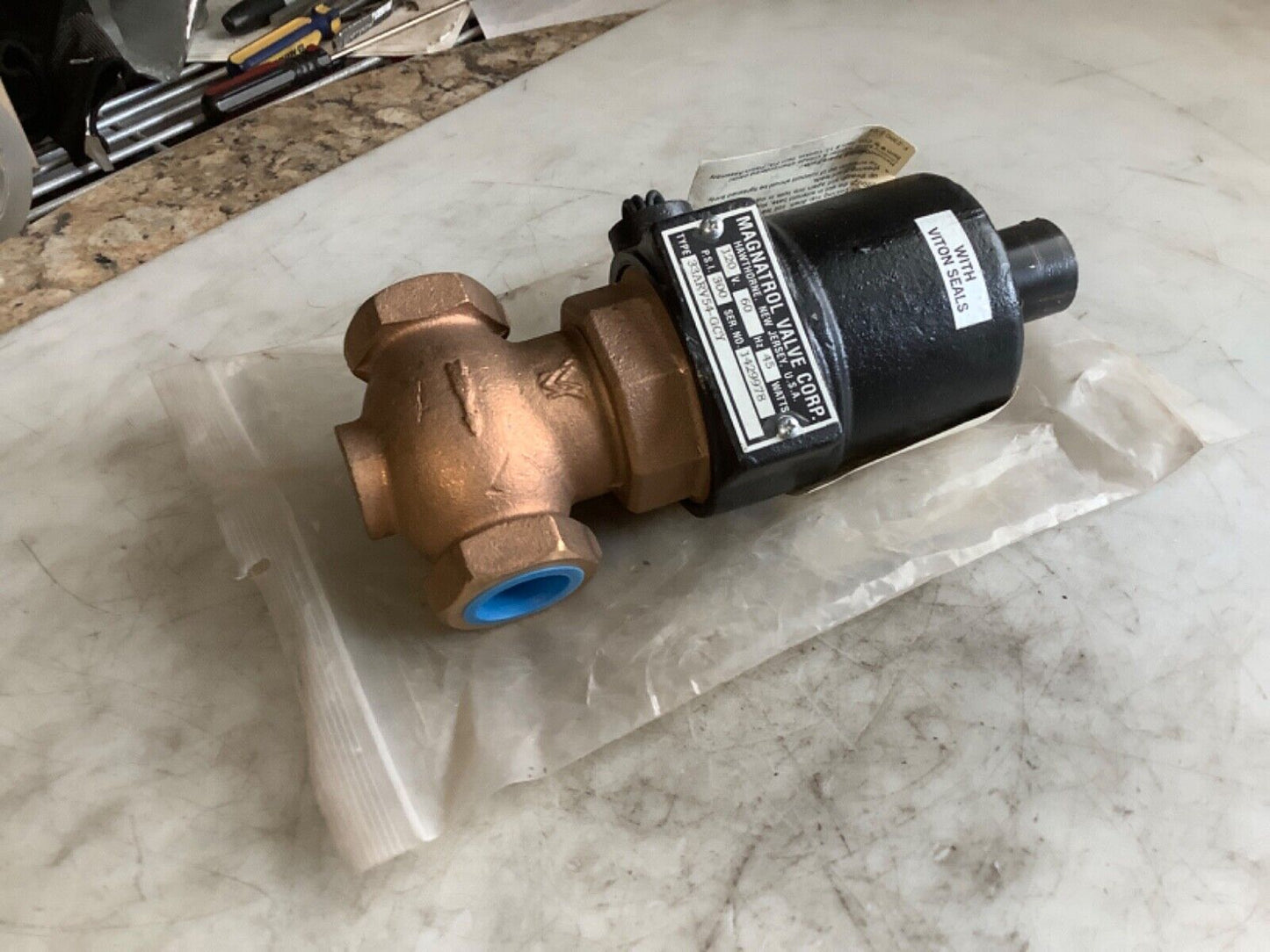 MAGNATROL 33ARV54-GCY SOLENOID VALVE 120V 60HZ 45W 300PSI 1-1/8IN PORT 444