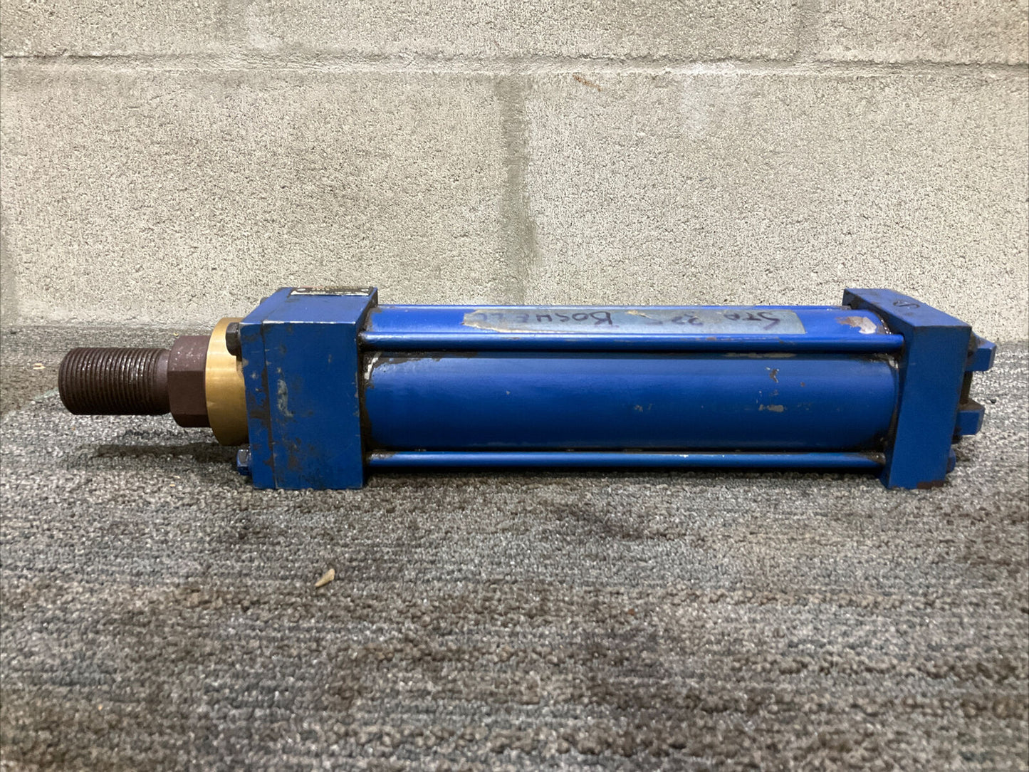 REXROTH C-MP1-PH-C R433081096 PNEUMATIC CYLINDER 2.5 BORE 8 STROKE 1500 PSI 222