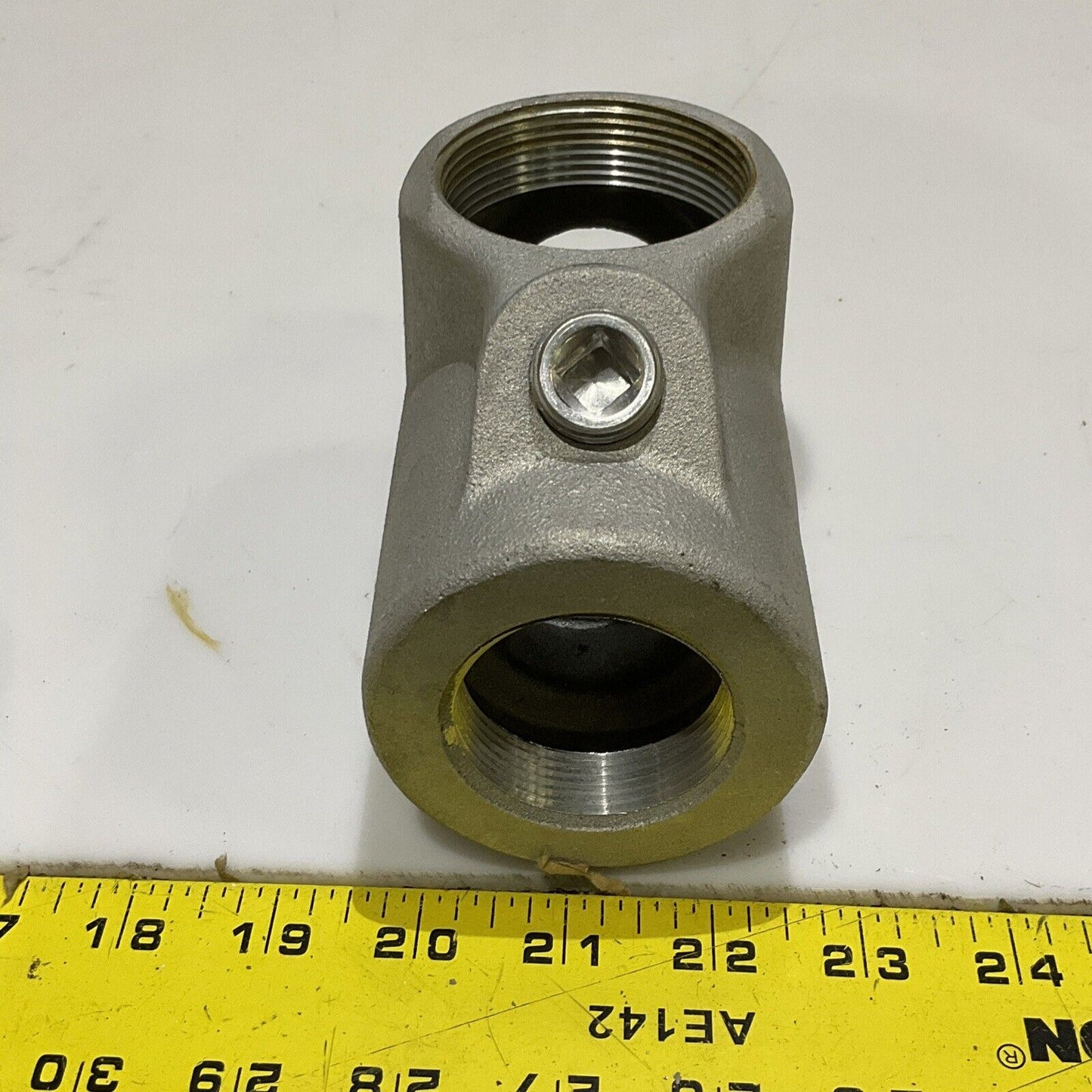 COOPER CROUSE HINDS EYSX5 SA CONDULET SEALING FITTING 1 1/2” FEMALE 678