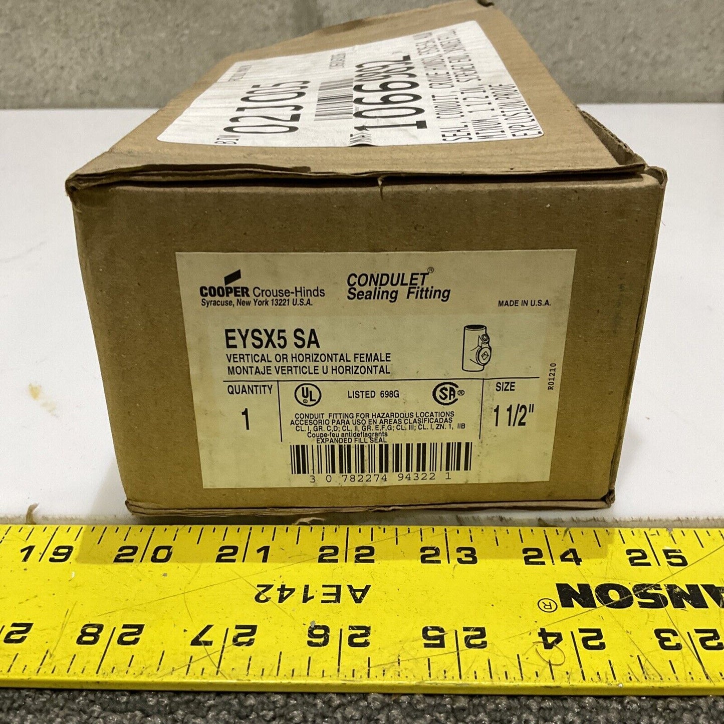 COOPER CROUSE HINDS EYSX5 SA CONDULET SEALING FITTING 1 1/2” FEMALE 678