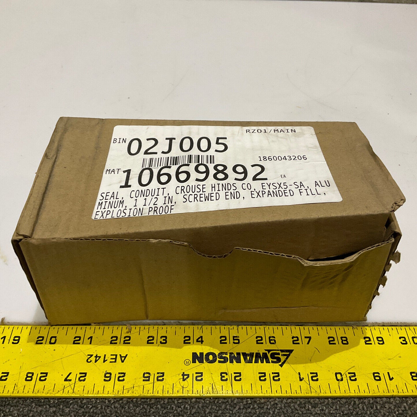 COOPER CROUSE HINDS EYSX5 SA CONDULET SEALING FITTING 1 1/2” FEMALE 678