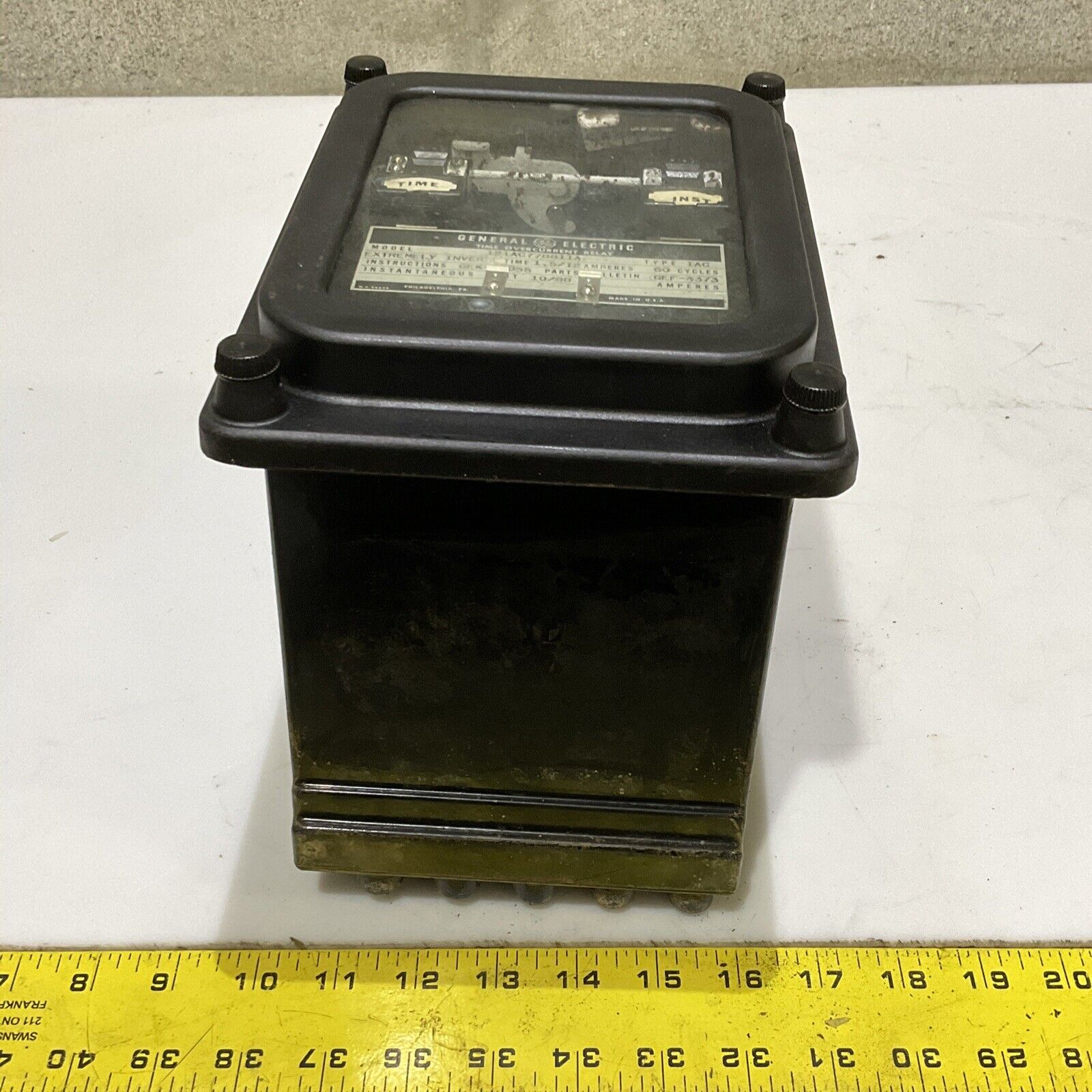 GENERAL ELECTRIC GE 12lAC77B811A TIME OVER CURRENT RELAY 678