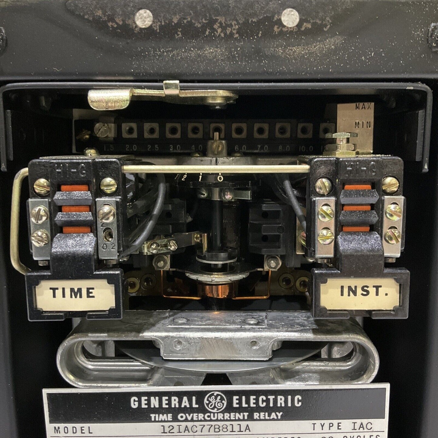 GENERAL ELECTRIC GE 12AlC77B811A TIME OVER CURRENT RELAY 678