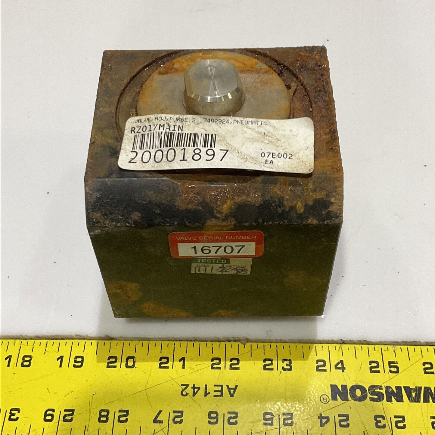 7402924 PURGE PNEUMATIC ADJ VALVE 3 IN 678