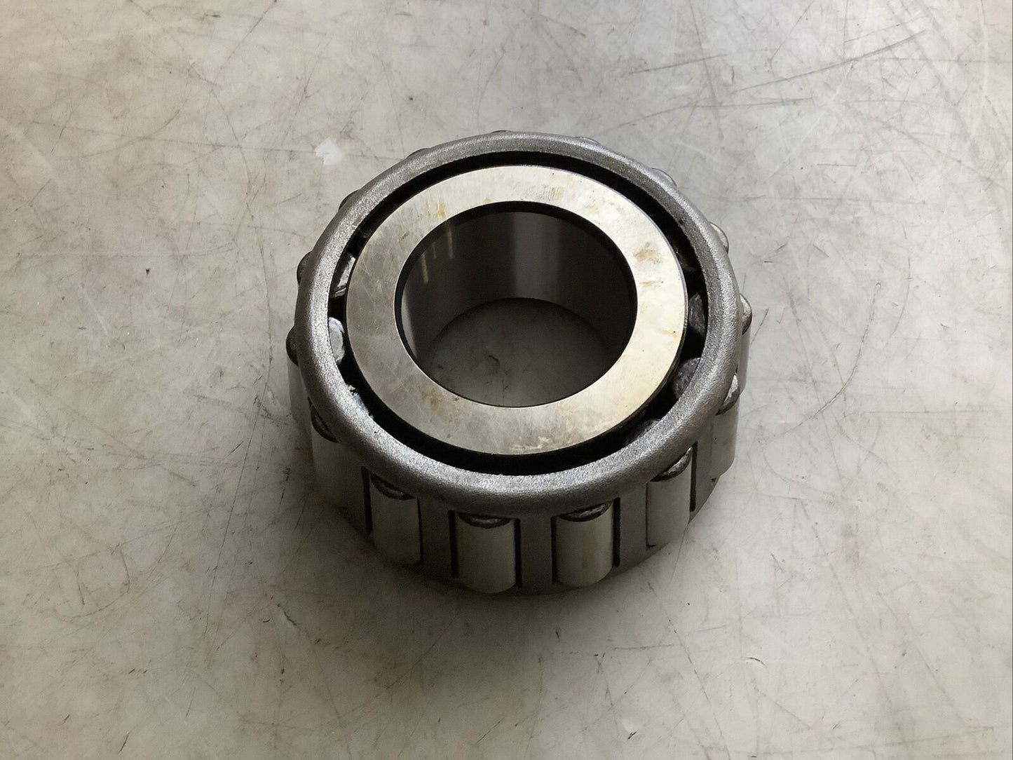 TIMKEN 522 AND 526 TAPERED ROLLER BEARING CUP AND CONE 678