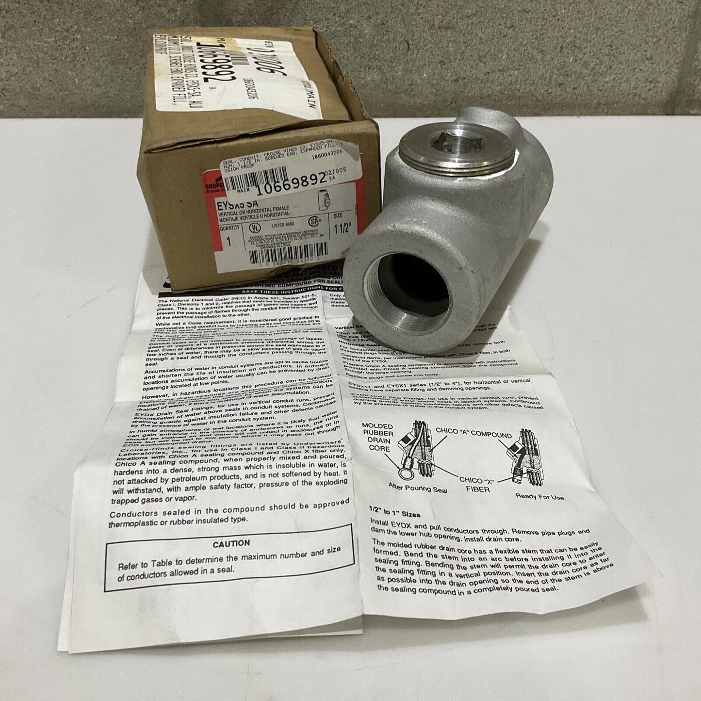 COOPER CROUSE HINDS EYSX5 SA VERTICAL OR HORIZONTAL FEMALE CONDUIT SEAL 3/4 678