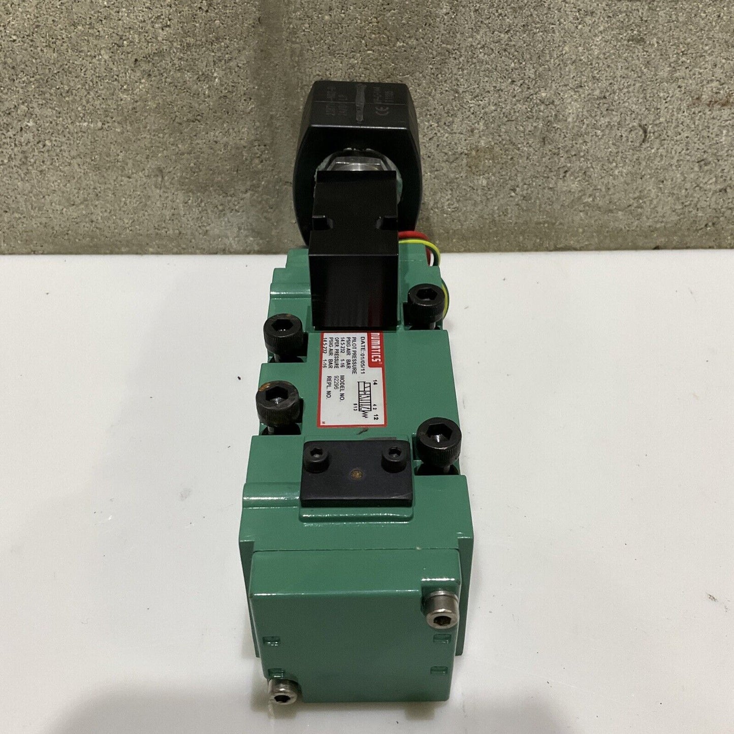 ASCO 92296 EF8003G300 SOLENOID VALVE & REDUNDENT CONTROL NEUMATICS 92296 678