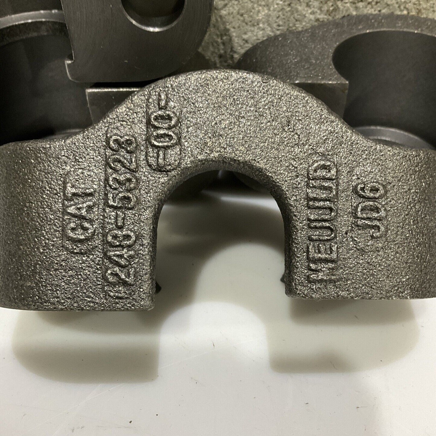 CAT 238-5323  CAP-TRK TRACK ROLLER END COLLAR 107 LOT OF 4