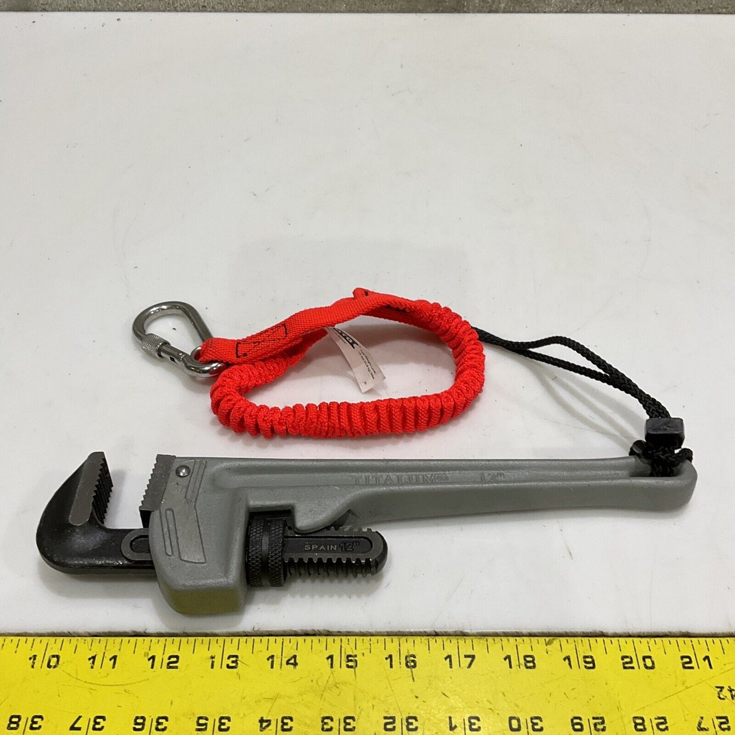 PROTO 812A TITALUM WRENCH 12 IN JLAN15LBSSRP ELASTIC LANYARD SCREW CARABINER 107