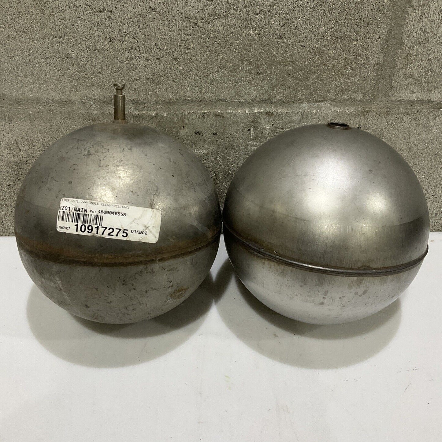 CLARK RELIANCE 744 300LB STAINLESS FLOAT BALL  8” L X 6” W 678 LOT OF 2