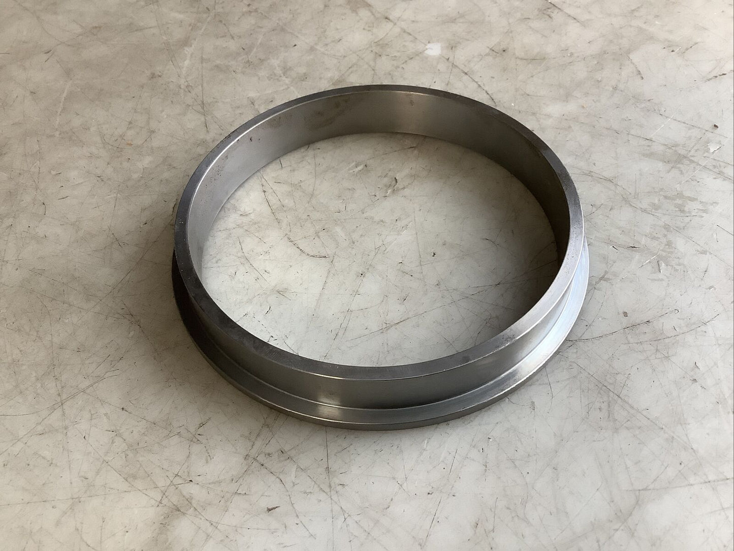 UNION PUMP 847A0229901E22100 THROAT BUSHING 678