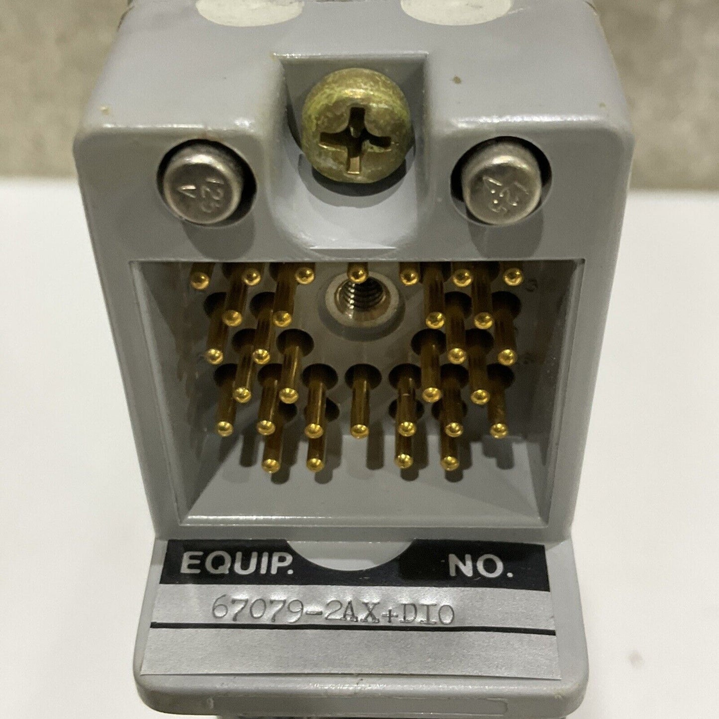 FOXBORO 2AX+DIO 88N-31943-1 N0309JD REV. LEVEL J SIGNAL DISTRIBUTION MODULE 555