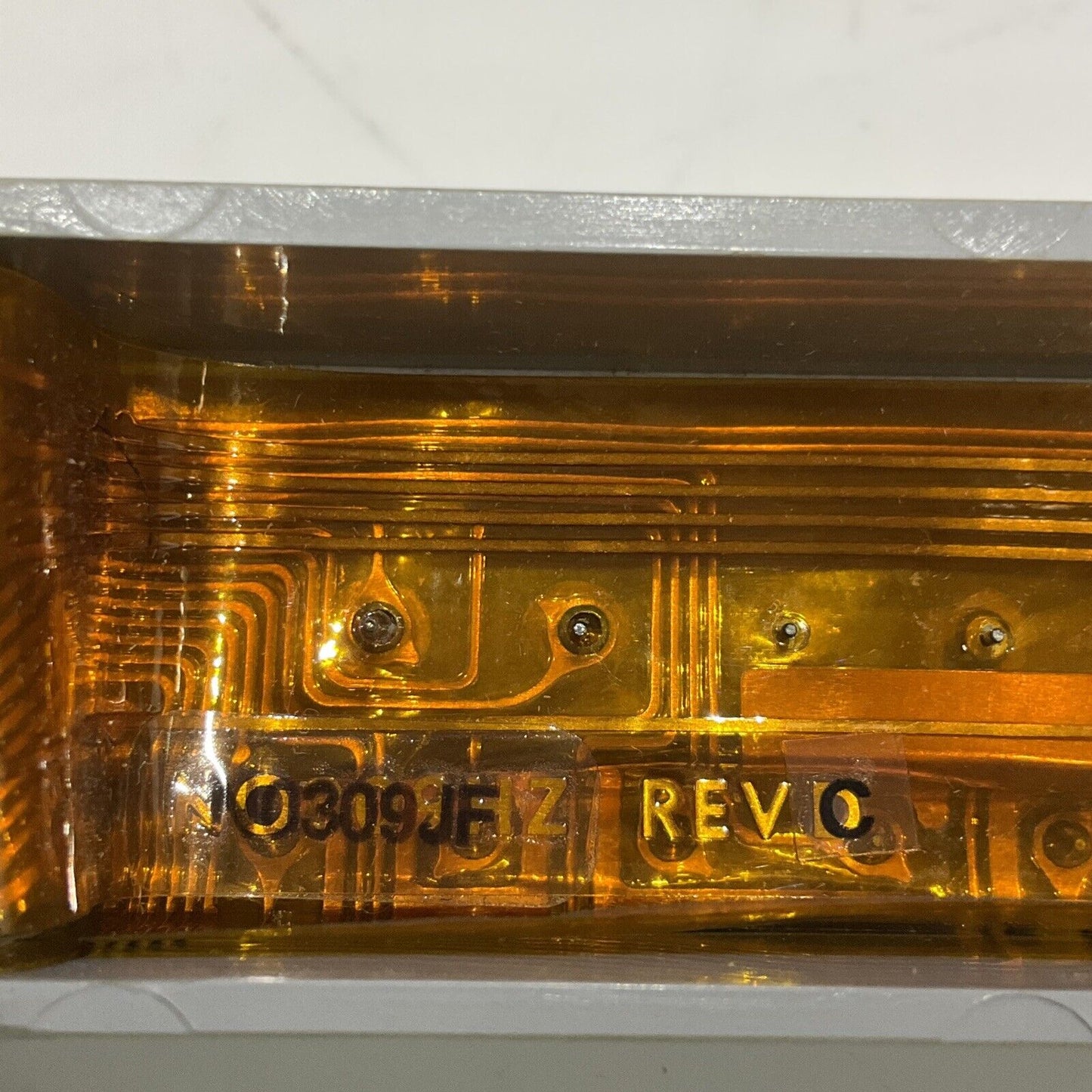 FOXBORO 2AX+DIO 88N-31943-1 N0309JD REV. LEVEL J SIGNAL DISTRIBUTION MODULE 555