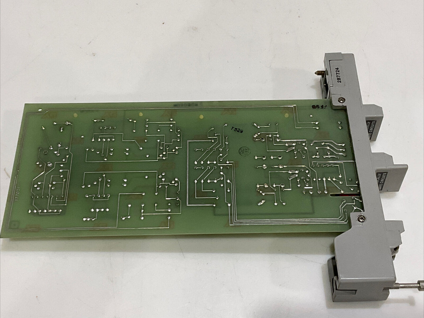 FOXBORO 2AI-I2V-FGB VOLTAGE CURRENT CONVERTER MODULE 555