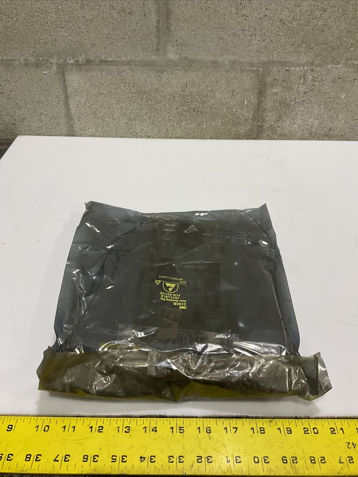 FOXBORO 2AI-I2V-FGB VOLTAGE CURRENT CONVERTER MODULE 555