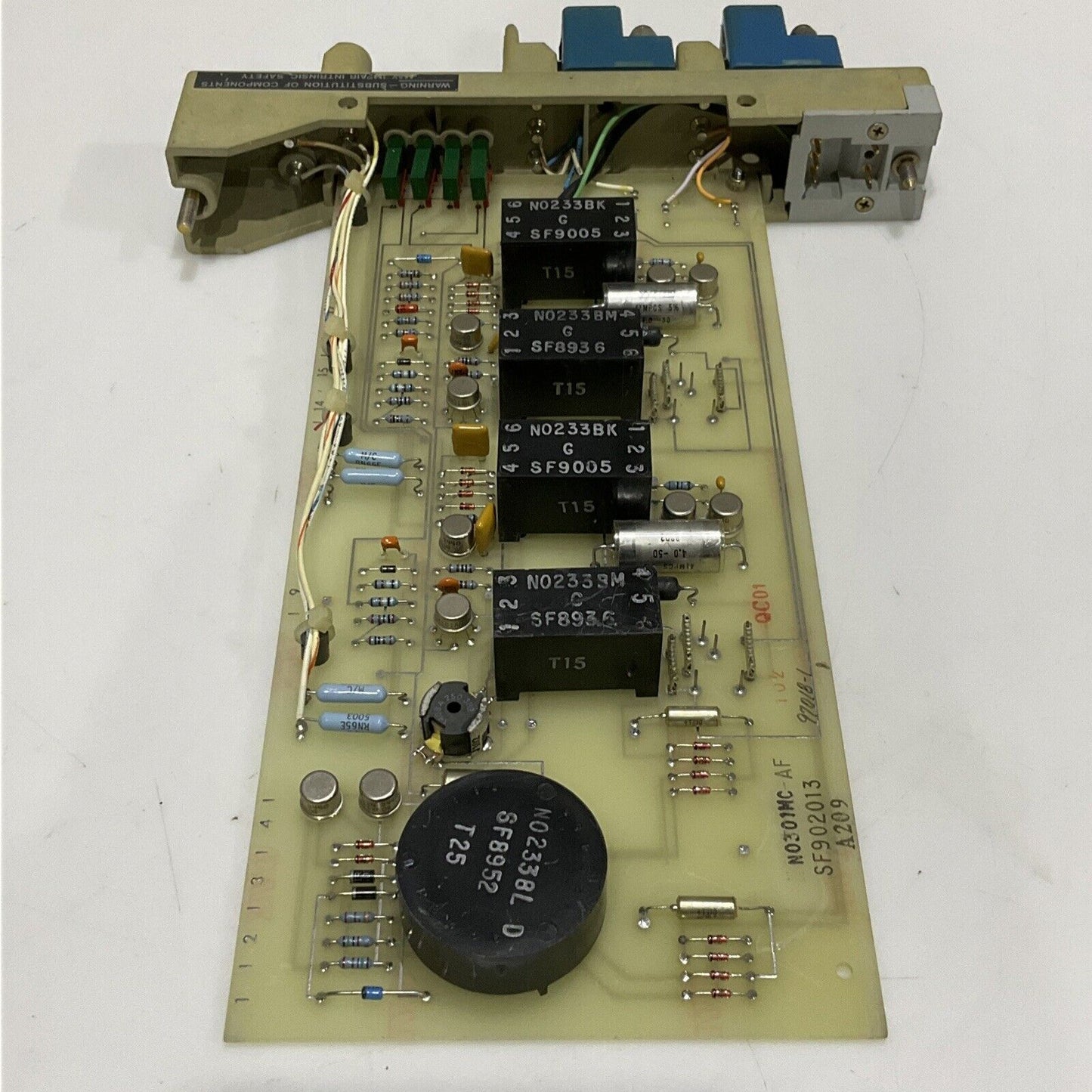 FOXBORO 2AO-V21 PLUS P OUTPUT MODULE 555