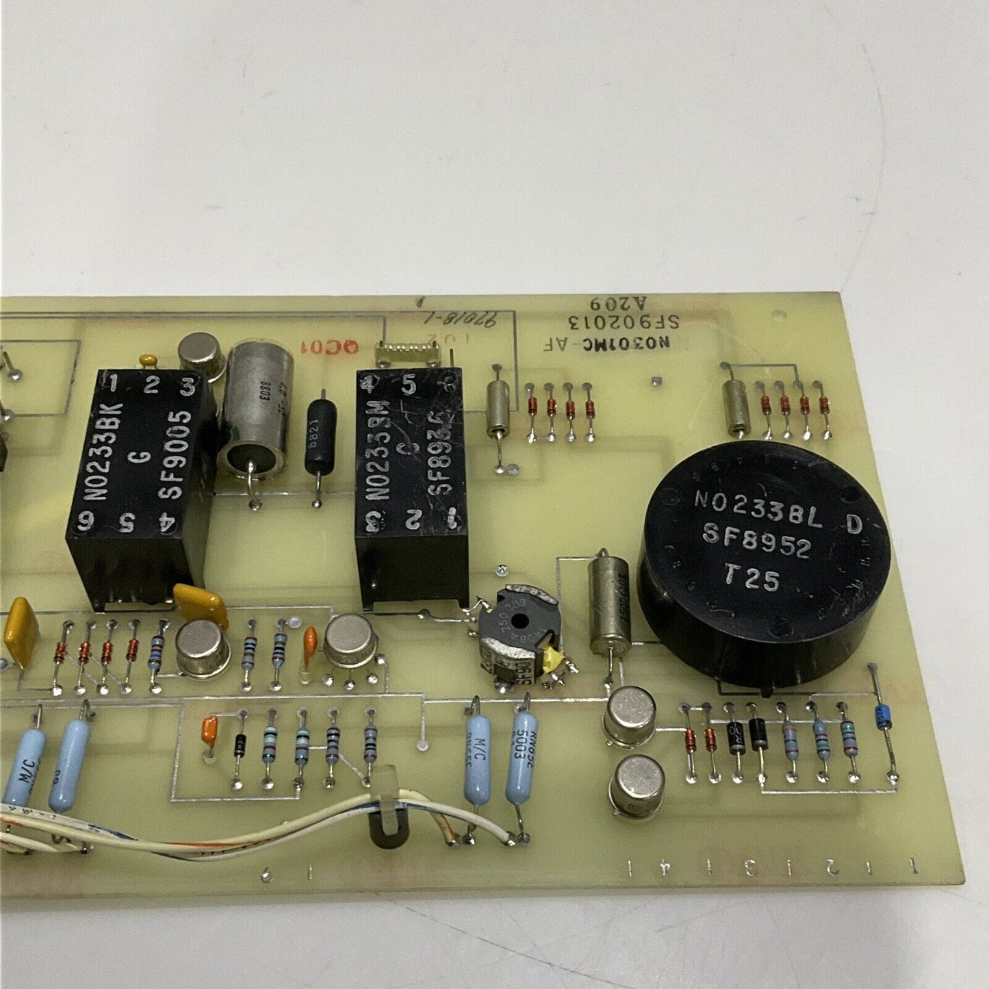 FOXBORO 2AO-V21 PLUS P OUTPUT MODULE 555