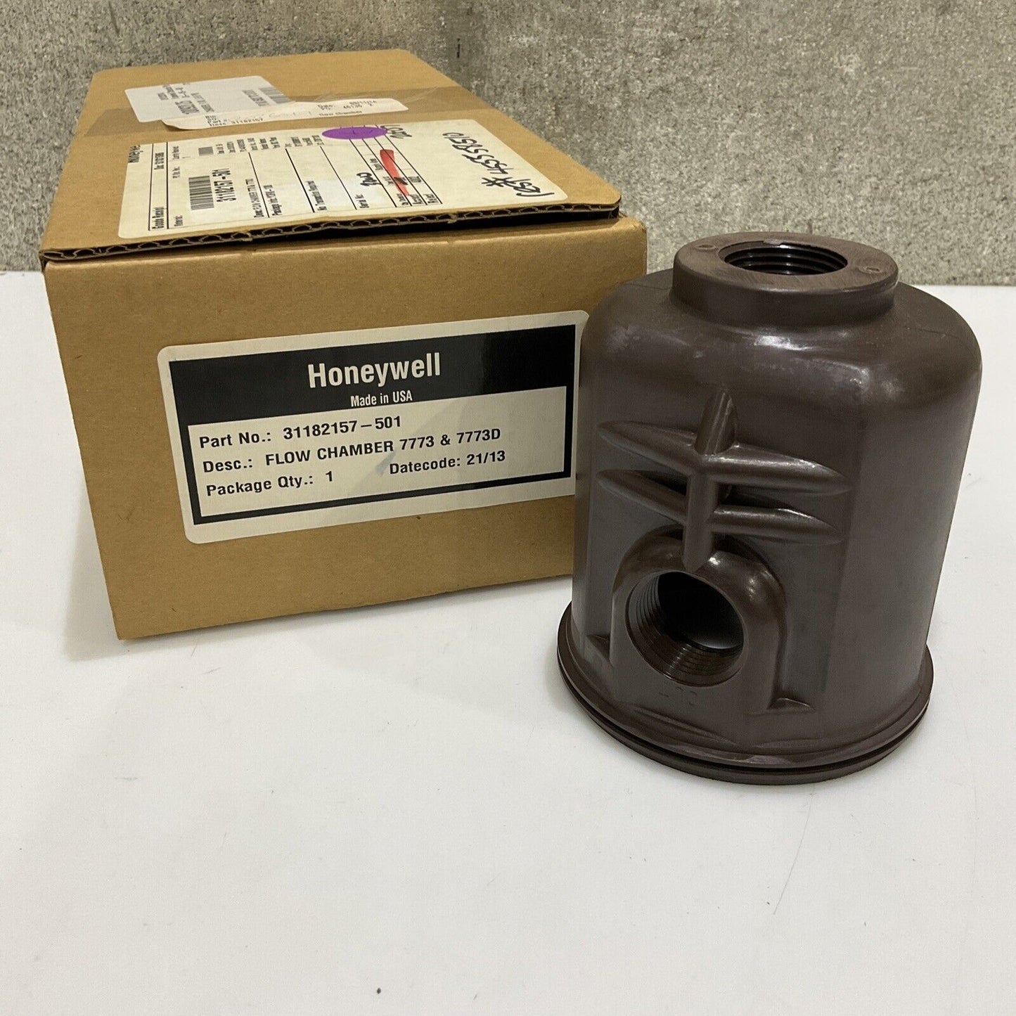 HONEYWELL 31182157-501 FLOW CHAMBER 7773 & 7773D 555