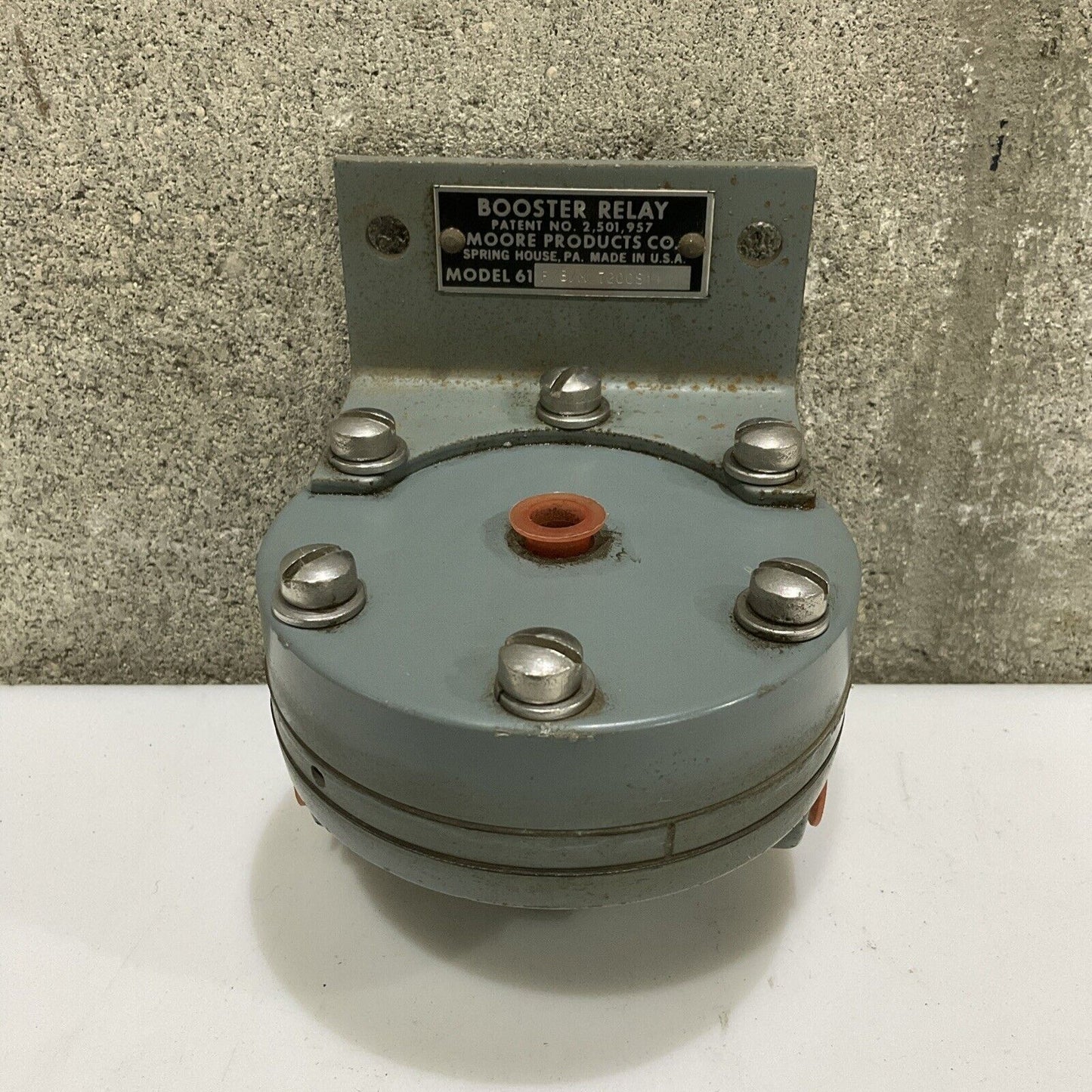 MOORE MODEL 61 F B/M 7200S11 BOOSTER RELAY U.S PAT 2,501,957 555