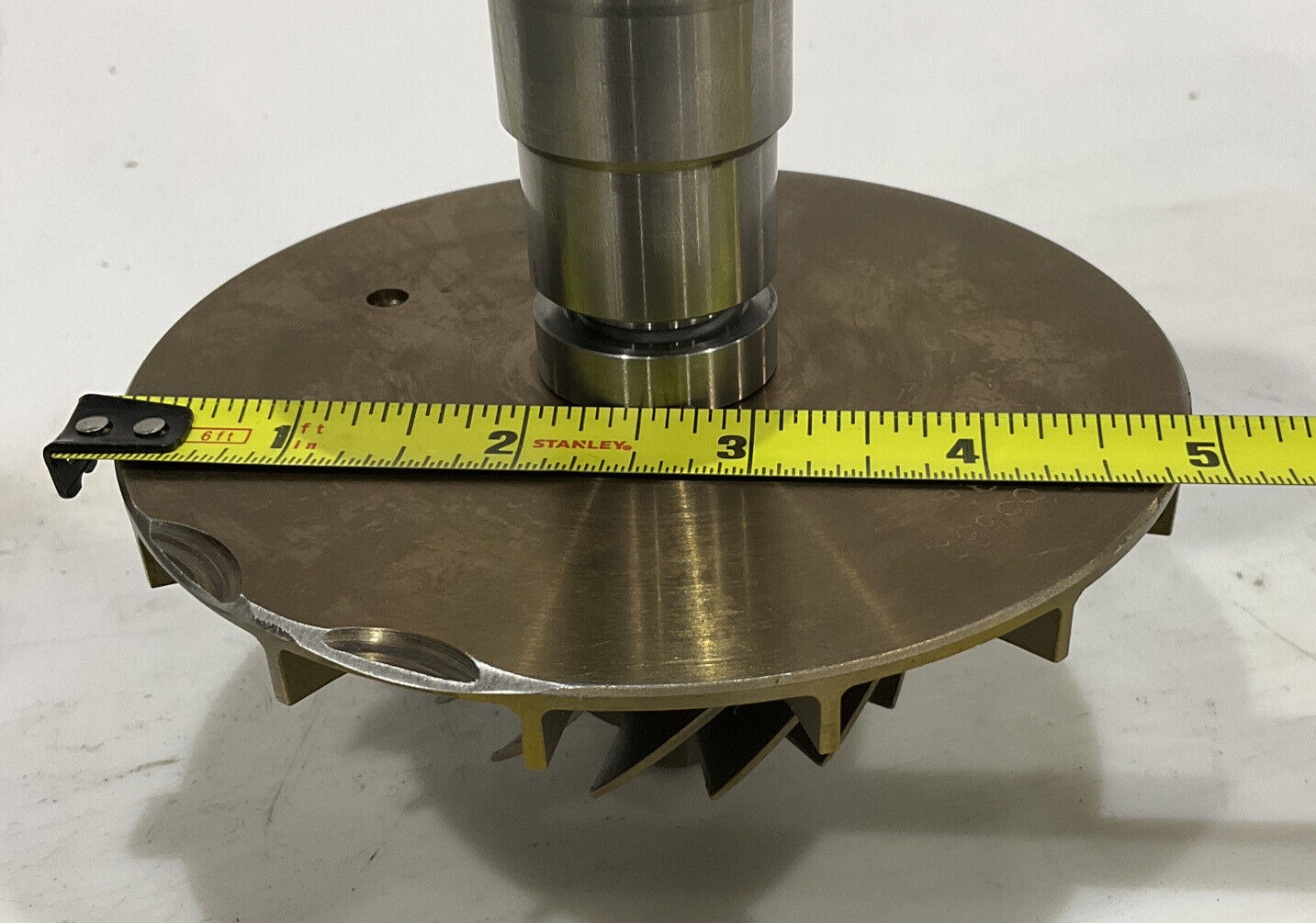 1404920-103-A 505 TURBINE WHEEL SHAFT 678