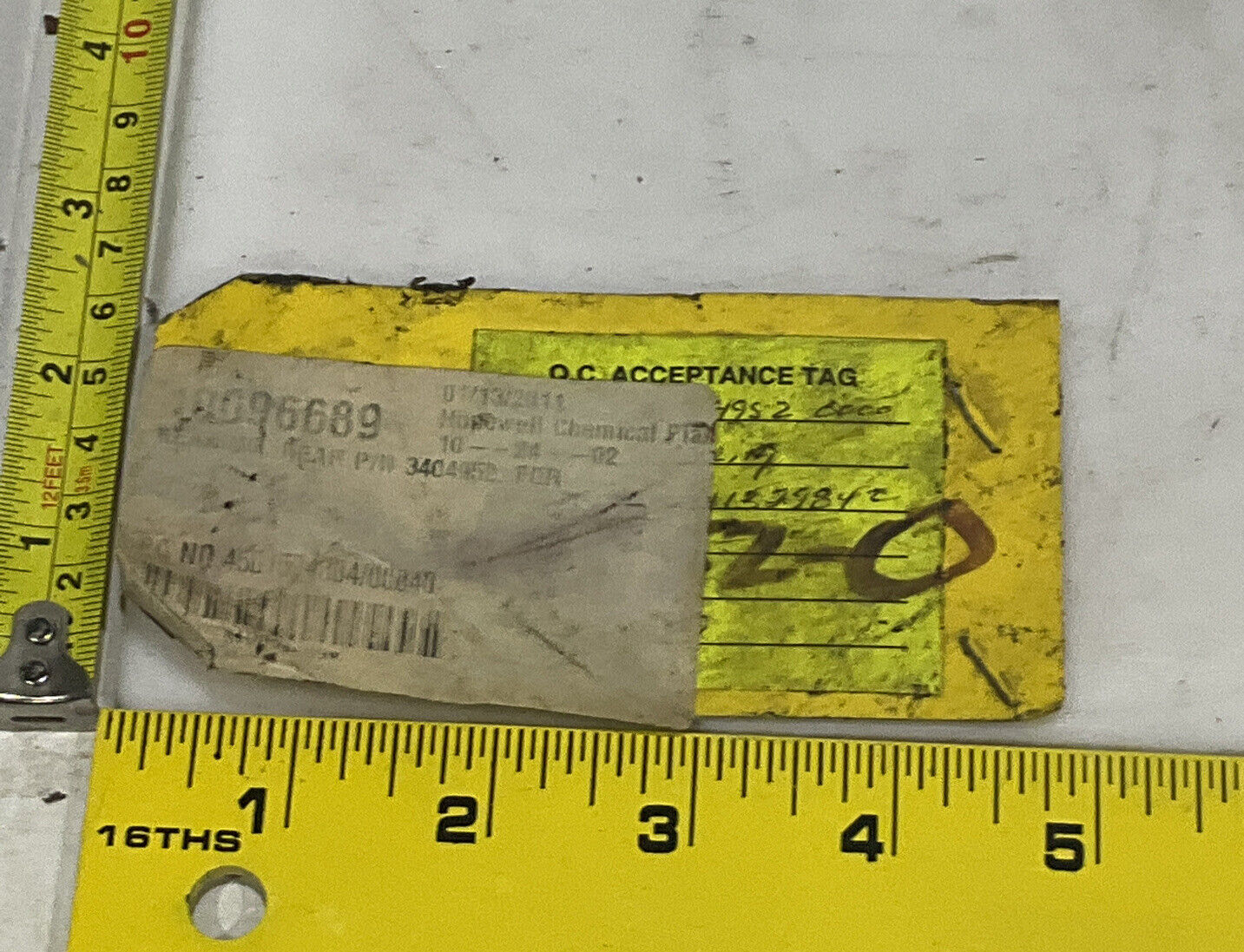 3404952 BEARING REAR 678