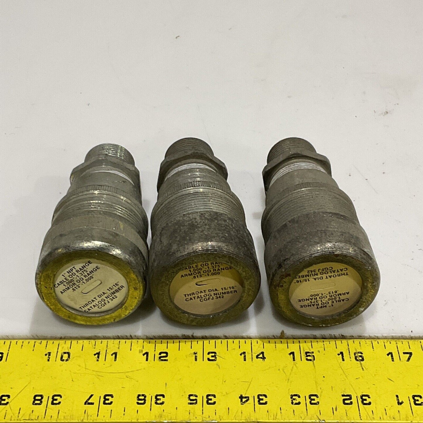 CROUSE HINDS CGFJ 342 CABLE CONNECTOR 1” NPT  CABLE OD 1”-1.375” LOT OF 3