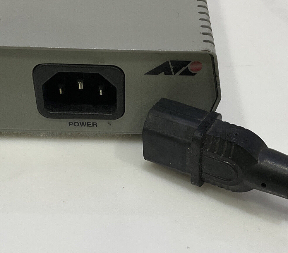 CENTRECOM AT-MR840TF MULTIPORT MICRO HUB/REPEATER IEEE 802.3 TWD