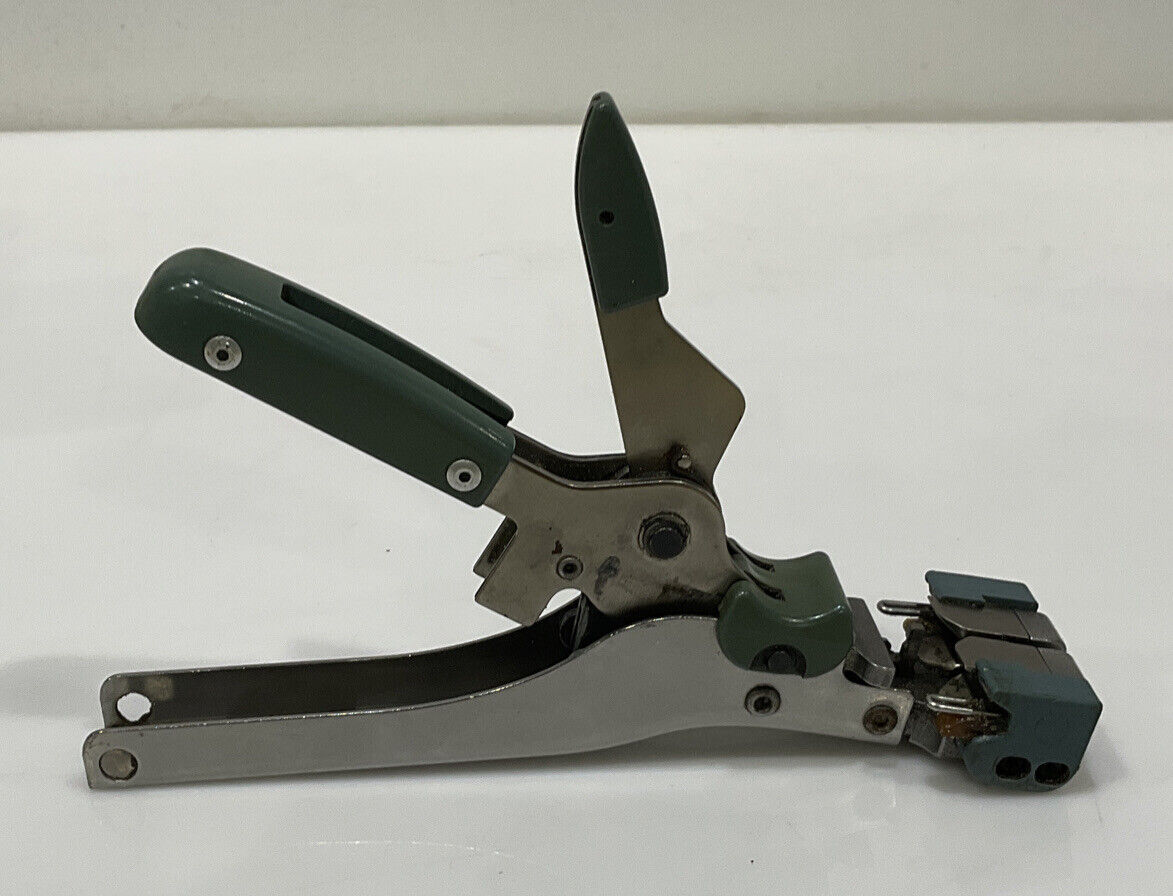 AMP HAND TOOL KIT WIRE CRIMP/CUTTER TWD