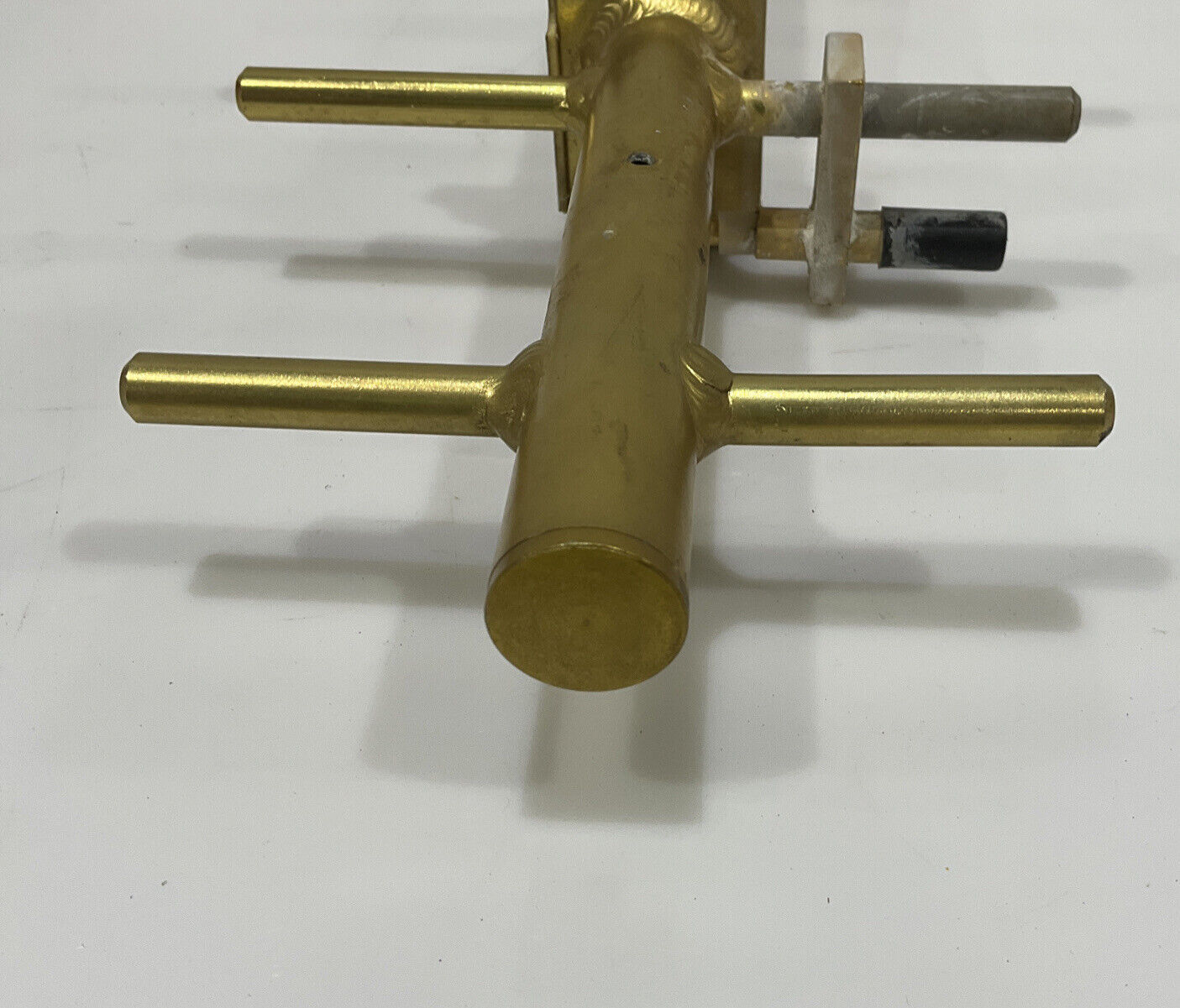 MAXRAD MYG 8063 3-ELEMENT BRASS YAGI ANTENNA WITH BRACKET TWD