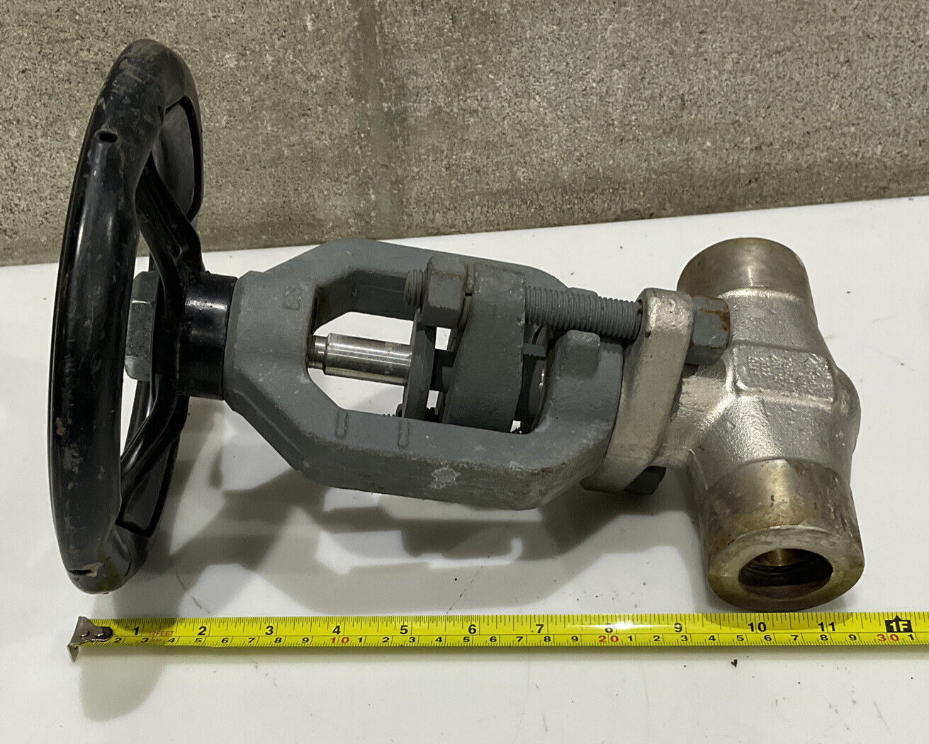 HP VALVES MOD 200 1" GATE VALVE ECH