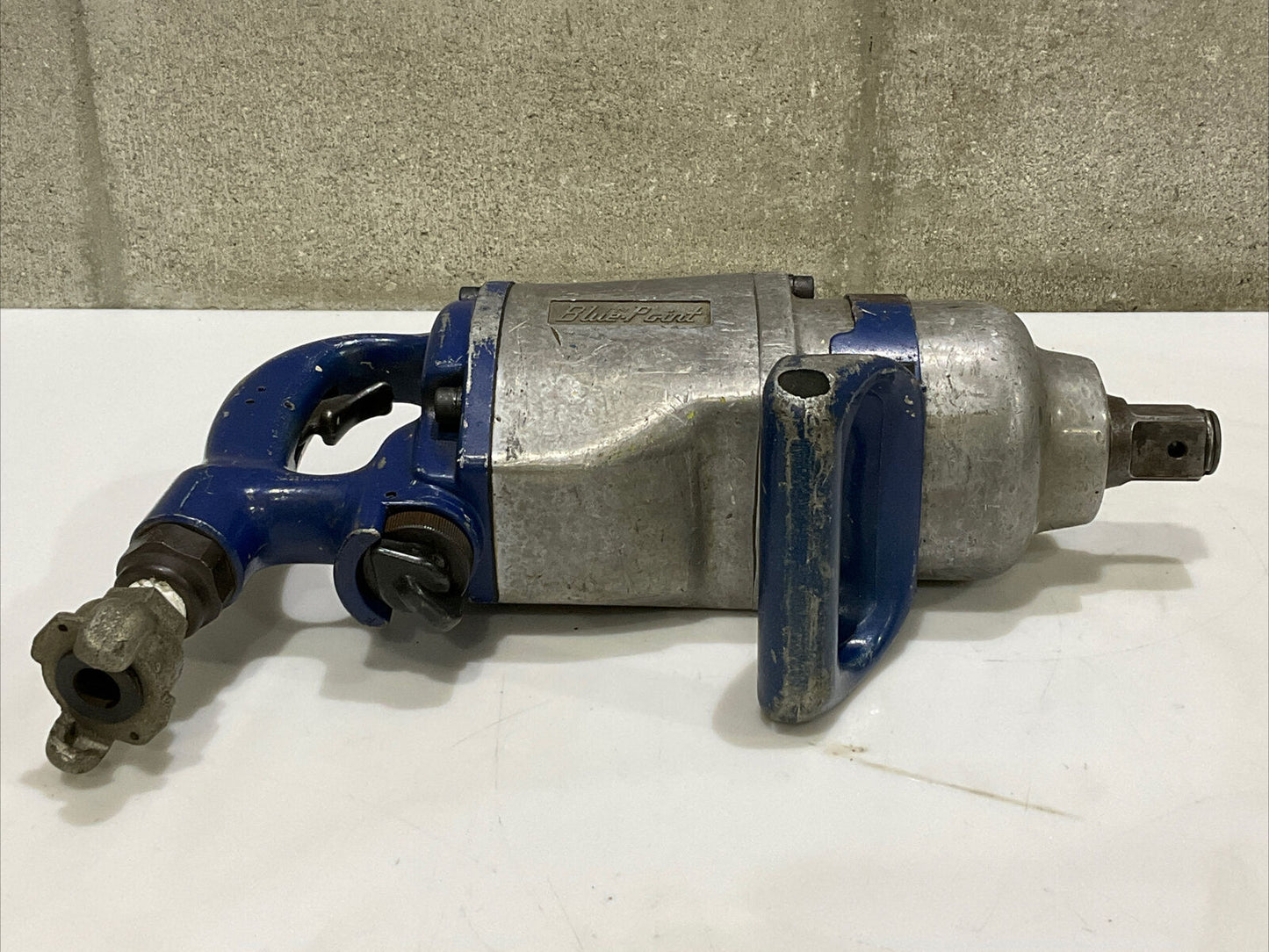 BLUE POINT AT1100A 1” DRIVE IMPACT WRENCH