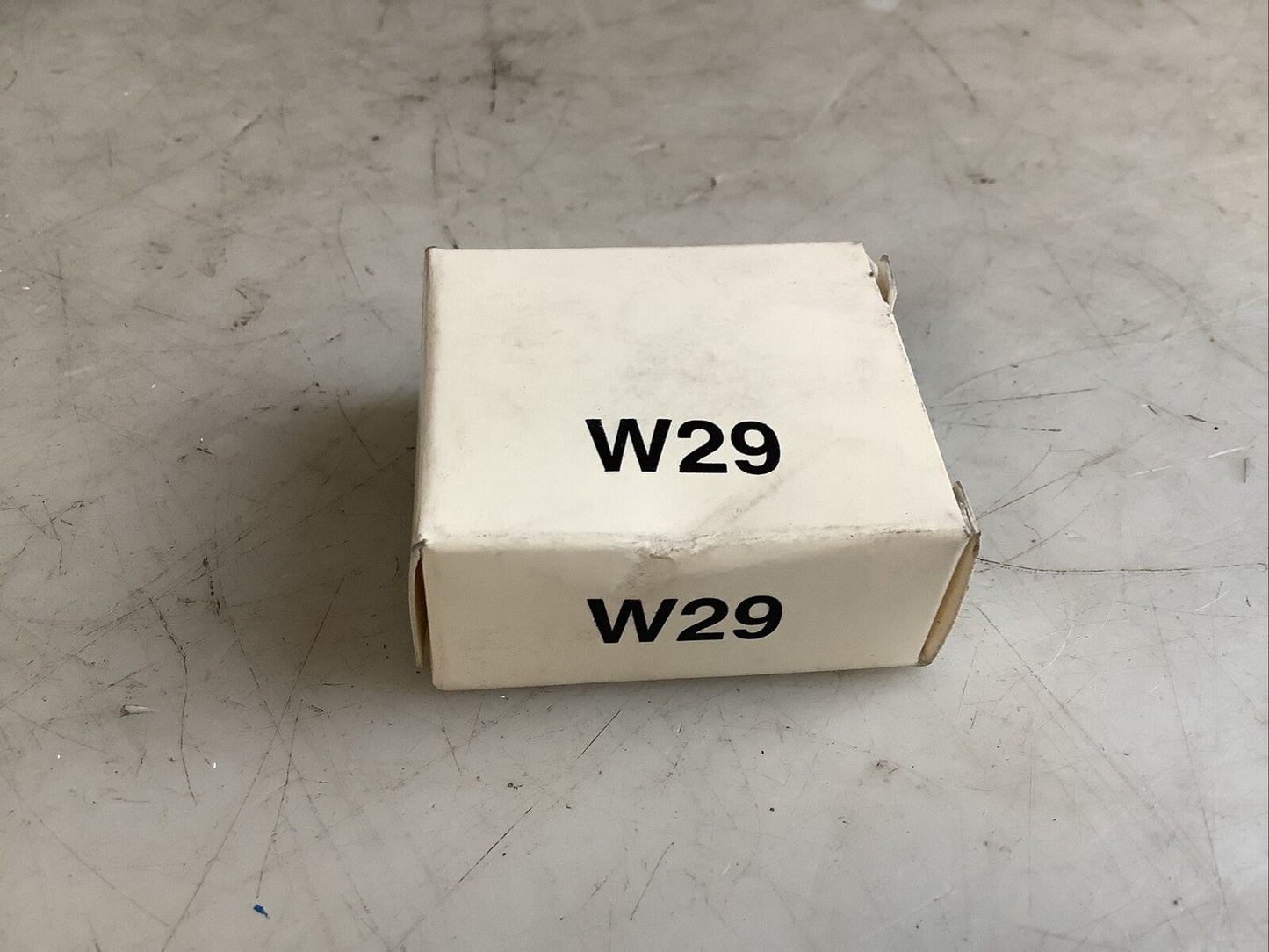 ALLEN BRADLEY W29 HEATER ELEMENT 476 - QTY 8