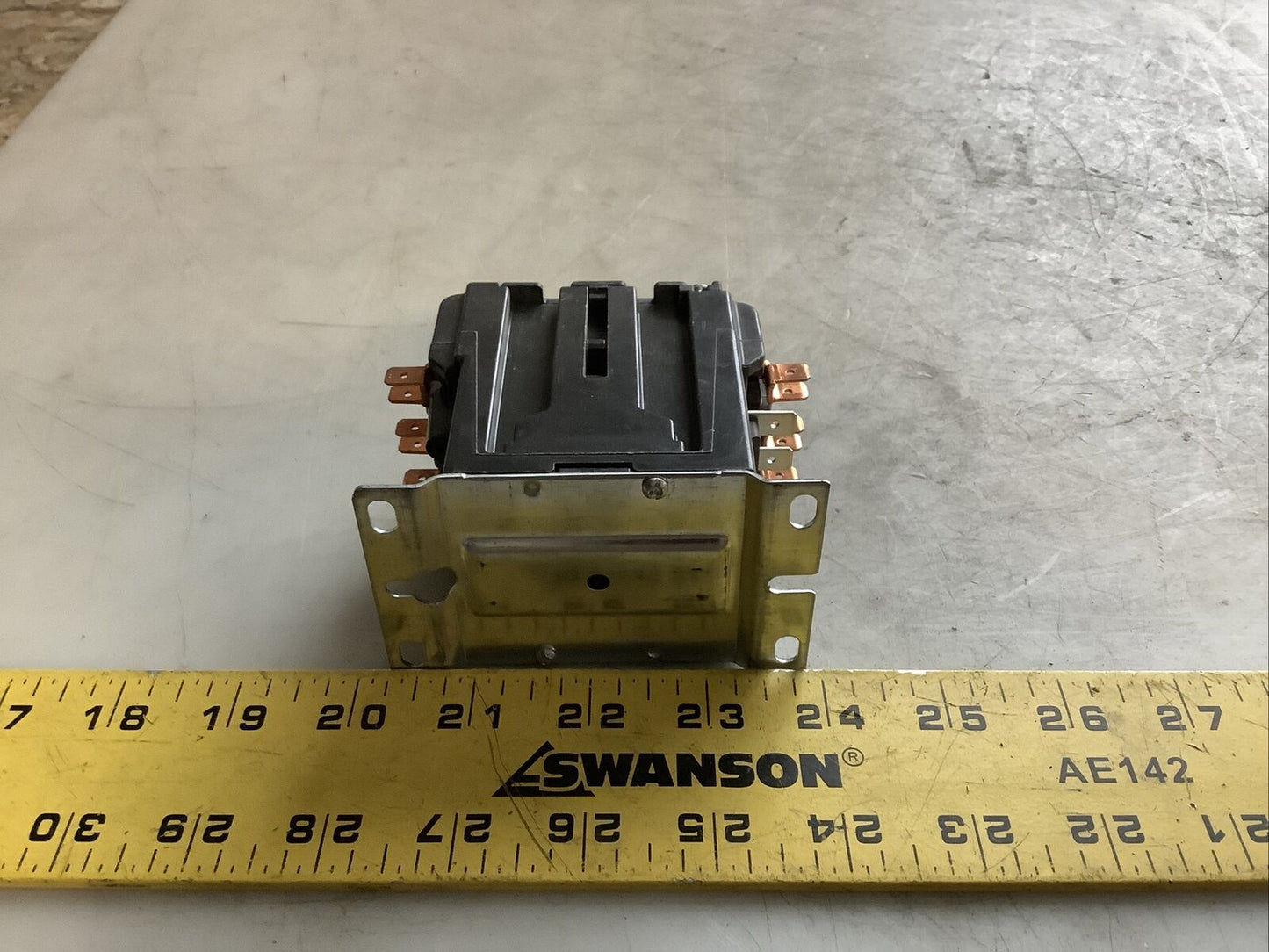 SIEMENS 42BF35AJBFQ CONTACTOR 3 POLE 30A 476