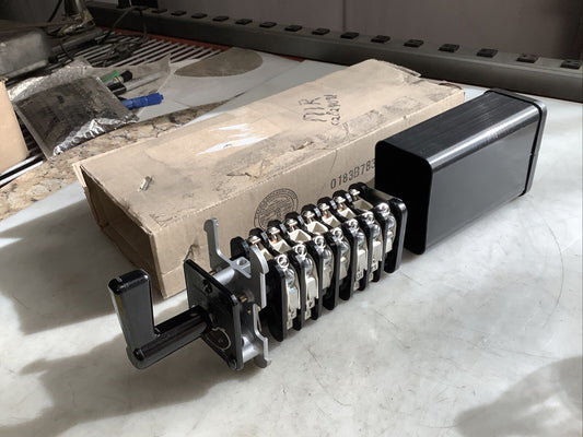 GE 16SB1GB3C69STS3P SB-1 CIRCUIT BREAKER CONTROL SWITCH 476