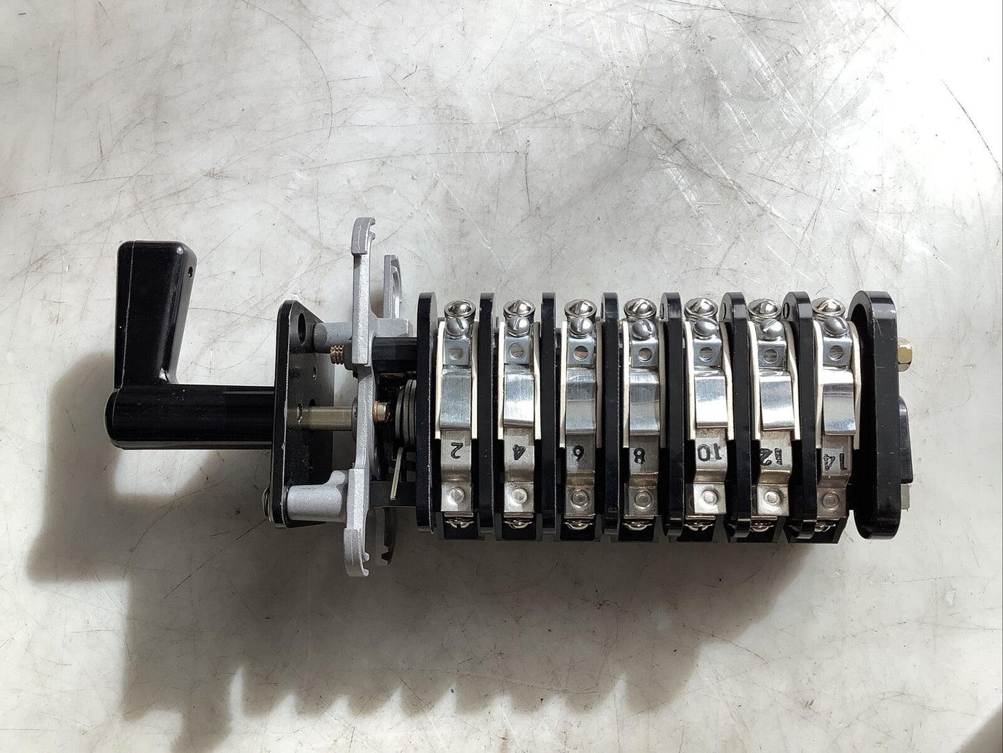 GE 16SB1GB3C69STS3P SB-1 CIRCUIT BREAKER CONTROL SWITCH 476