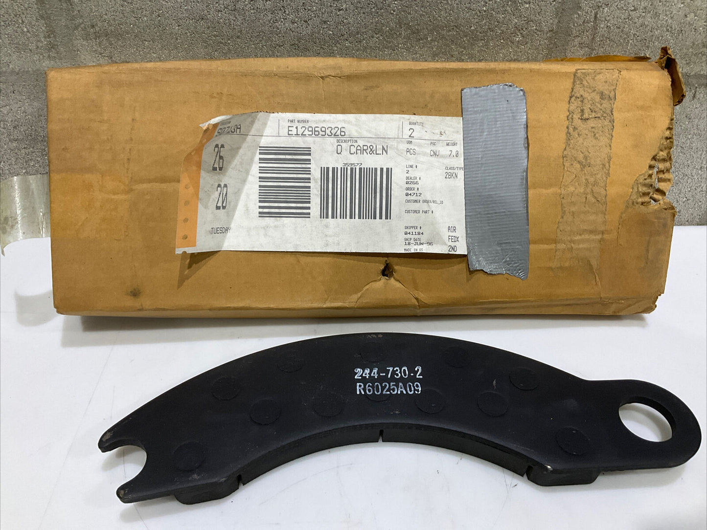 EUCLID HITACHI E12969325 BRAKE LINING 476