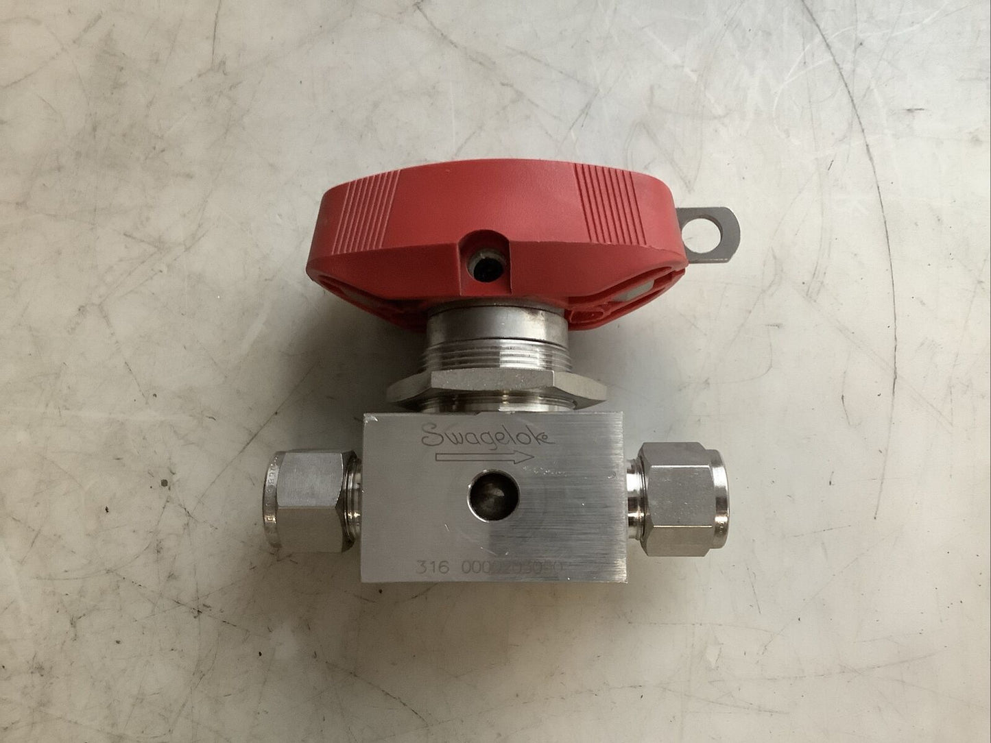 SWAGELOK SS-45VS8-LL-RD BALL VALVE 476